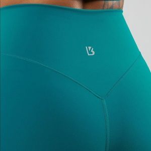 SOLD Buffbunny Deep Atlantis Teal Rosa Leggings
